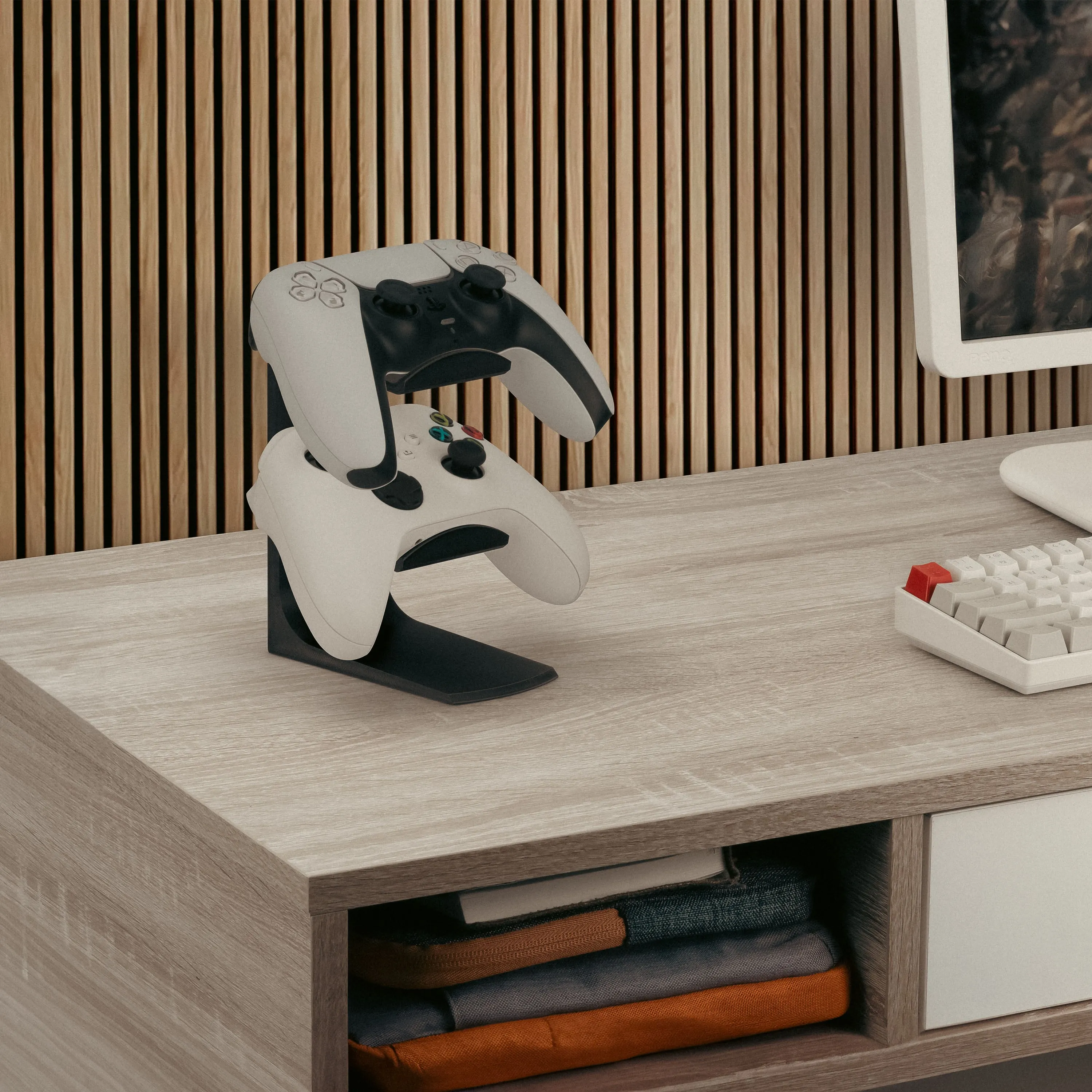 The Sentinel - Dual Game Controller Stand for Desks, Universal Design For All Gamepads